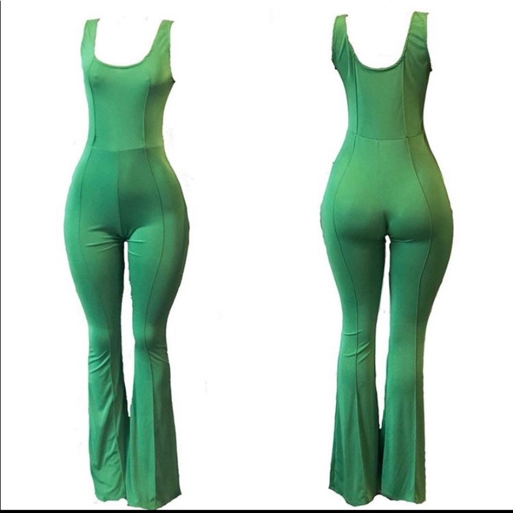 Green fitted jumpsuit by shop Chris Zoe